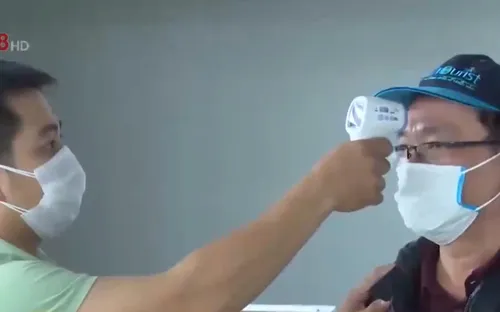 Phú Yên: Cách ly 2 du khách quá cảnh Vũ Hán và phát khẩu trang miễn phí