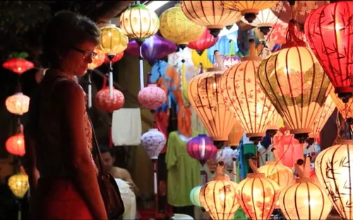 Hội An tạm dừng bán vé tham quan khu phố cổ và phố đi bộ