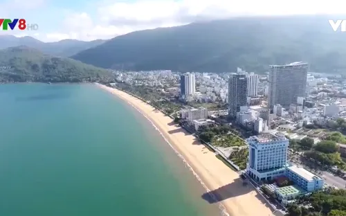 Di dời khách sạn sát biển – Nhà đầu tư nói gì?