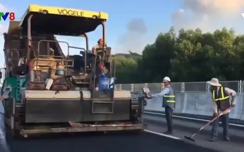 Khắc phục hư hỏng cao tốc Đà Nẵng - Quảng Ngãi