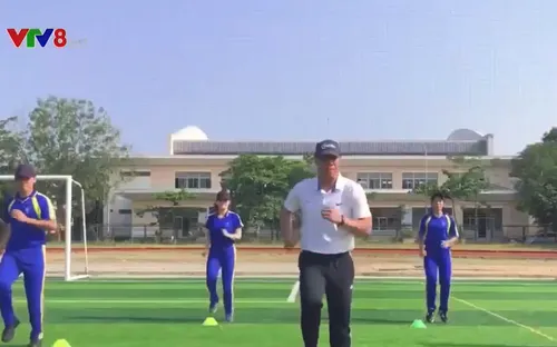 Dạy và học thể thao online