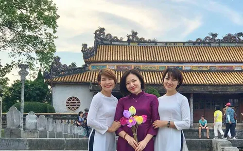 Miễn phí vé tham quan di tích Huế dịp 8/3 với phụ nữ mặc áo dài