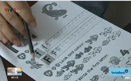 Học sinh nghỉ học, trường vẫn thu học phí