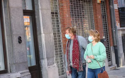 Bỉ dỡ bỏ cách ly theo 3 giai đoạn