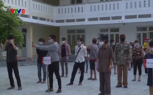 Huế: 69 công nhân hết thời hạn cách ly tập trung trở về nhà