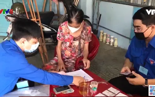 "Shipper" dịch vụ hành chính tại nhà để chống dịch