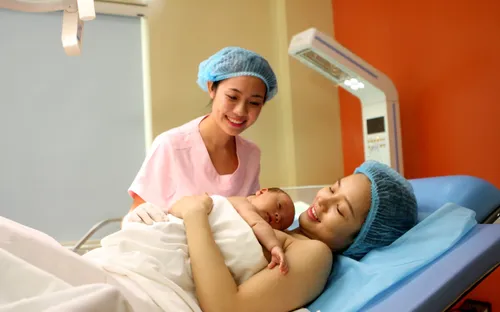 Chuyên gia giải đáp thắc mắc về các tai biến sản khoa nguy hiểm