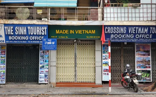 Hà Nội dự kiến cấm cửa hàng không thiết yếu mở trước 9h00