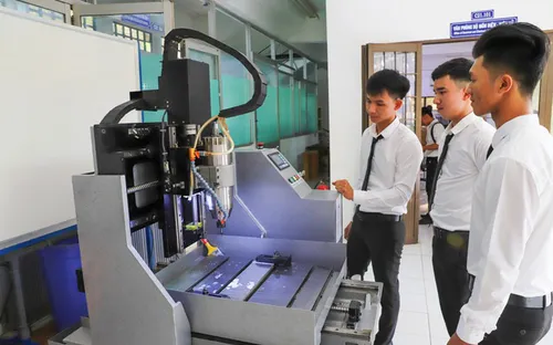 Đại học Trà Vinh mở rộng đào tạo gắn kết cộng đồng doanh nghiệp