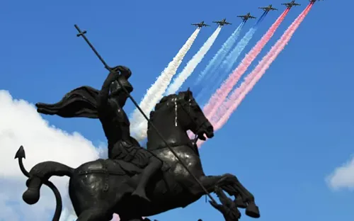 VIDEO Mãn nhãn màn trình diễn của không quân Nga tại Lễ duyệt binh mừng Chiến thắng