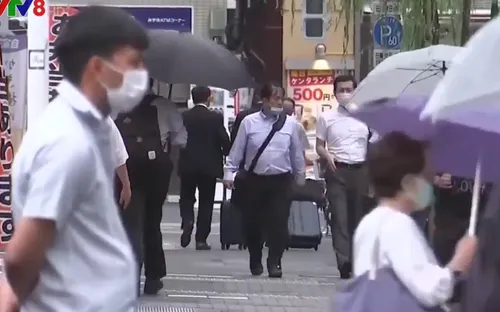 Nhật Bản nâng cảnh báo COVID-19 tại Tokyo lên mức cao nhất