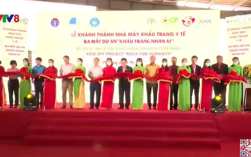 Dự án "Khẩu trang nhân ái" tặng 8 triệu khẩu trang miễn phí phòng chống dịch Covid-19