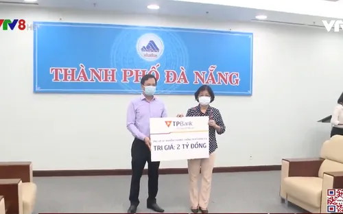 Đà Nẵng tiếp nhận hàng viện trợ chống dịch