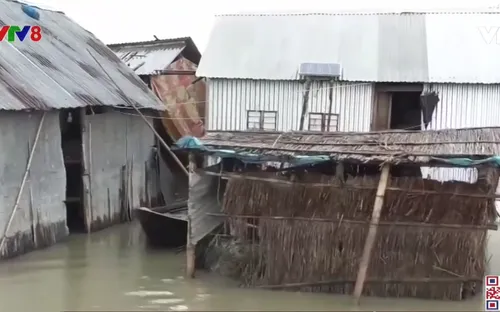 1/3 đất nước Bangladesh bị lũ lụt tàn phá