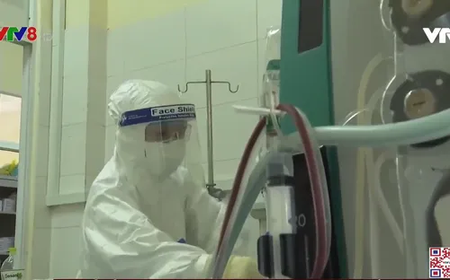 Ca làm việc của điều dưỡng tại khu điều trị Covid-19