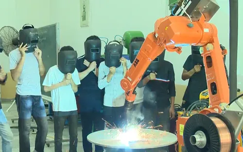 Phạt vi phạm hành chính lĩnh vực giáo dục nghề nghiệp tối đa 150 triệu đồng