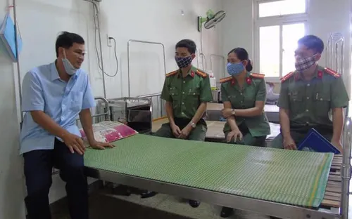 Bắt kẻ "ngáo đá" tấn công Phó trưởng công an xã bị thương