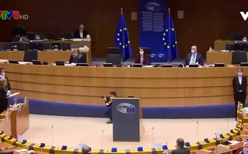 EU xem xét chia sẻ vắc xin cho các nước nghèo