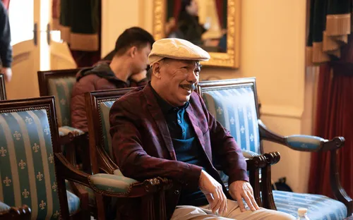 Nhạc sĩ Trần Tiến xuất hiện sau tin qua đời vì ung thư, hát rock tại họp báo ở Hà Nội