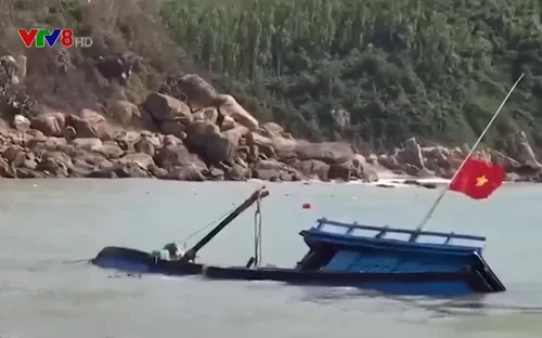 Ngư dân Quảng Ngãi và nỗi lo cửa biển cạn