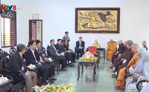 Lãnh đạo Thừa Thiên - Huế thăm và chúc Tết các tổ chức tôn giáo