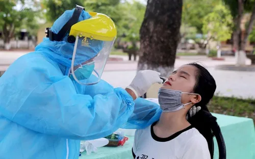 Hàng chục học sinh nghi nhiễm COVID-19, học sinh Việt Trì và Lâm Thao tạm dừng đến trường