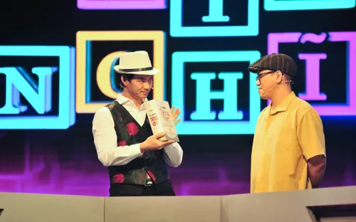 Vua tiếng Việt: Phân biệt "tôm" và "tép" qua chủ đề Bữa cơm