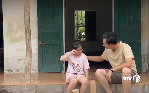 Phố trong làng - Tập 4: Sau "cú lừa" tinh quái, Nam kết bạn với con gái "Chí Phèo" Mến