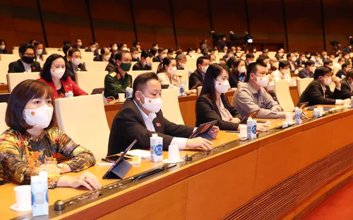 Quốc hội chốt mục tiêu năm 2022 kinh tế tăng trưởng 6-6,5%