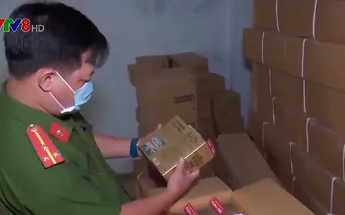 Đà Nẵng: Phát hiện 5 tấn hàng hóa không rõ nguồn gốc