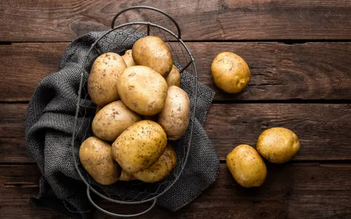 Những mẹo đơn giản giúp bảo quản khoai tây luôn tươi mới