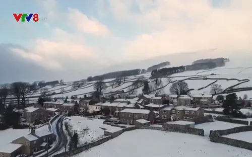 Bão tuyết hoành hành nước Anh