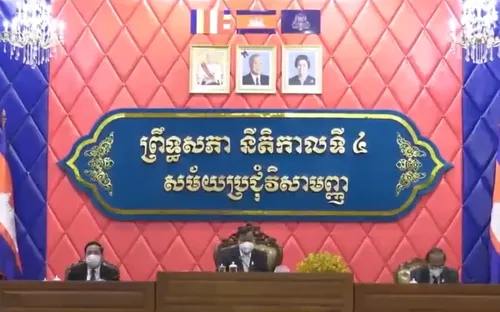 Campuchia: Cấm lãnh đạo cấp cao có quốc tịch nước ngoài