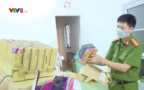 Công an TP Pleiku phát hiện kiện hàng lạ vận chuyển qua đường chuyển phát nhanh