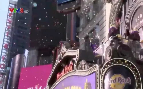 Quảng trường Thời đại ở New York giới hạn người tham gia đếm ngược đón năm mới
