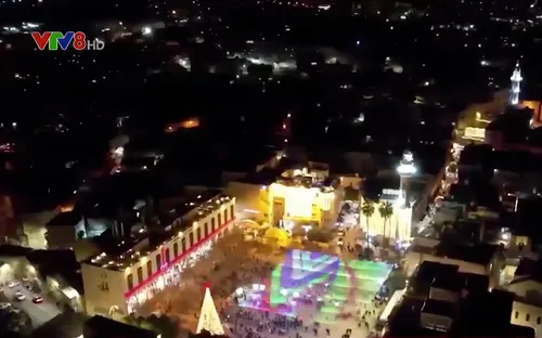 Không khí đón Giáng sinh trên thế giới