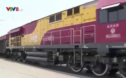 Vận chuyển bằng đường sắt tháo gỡ ách tắc hàng hoá