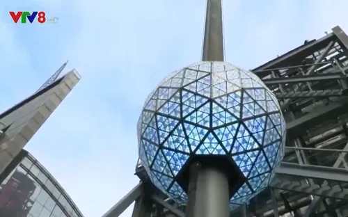 Quảng trường Thời Đại sẵn sàng đón năm mới