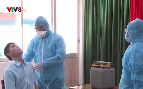 Những chiến sĩ áo trắng trên tuyến đầu chống dịch