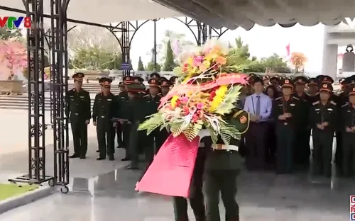 Tri ân Liệt sĩ đường 9 Nam Lào