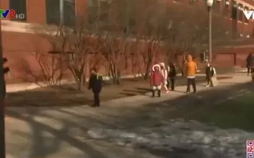 Mỹ đẩy nhanh mở cửa lại trường học