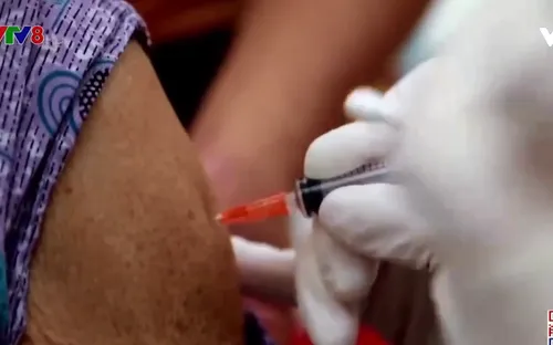 Trung Quốc xem xét phê duyệt vaccine đầu tiên của nước ngoài