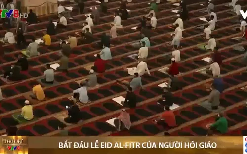 Người Hồi giáo trên khắp thế giới bắt đầu lễ Eid al-Fitr