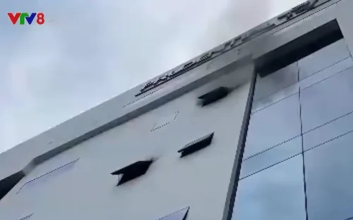 Cháy toà nhà tại Đắk Lắk