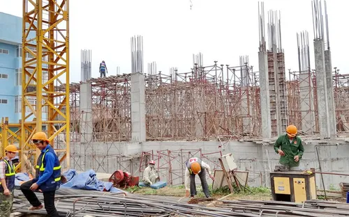 Giá thép tăng không ngừng: Doanh nghiệp mong chờ biện pháp “hạ nhiệt”