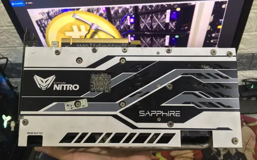 Linh kiện máy tính cũ, hỏng bất ngờ được mua với giá cao