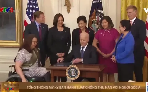 Tổng thống Mỹ ký ban hành luật chống thù hận đối với người gốc Á