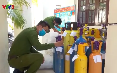 Đà Nẵng: Phát hiện kho bình khí cười trong khu dân cư