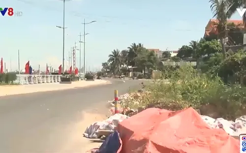 Bất cập trong triển khai nhiều công trình giao thông trọng điểm ở Quảng Bình