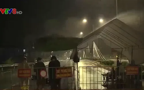 Hà Tĩnh chống dịch dưới thời tiết mưa bão